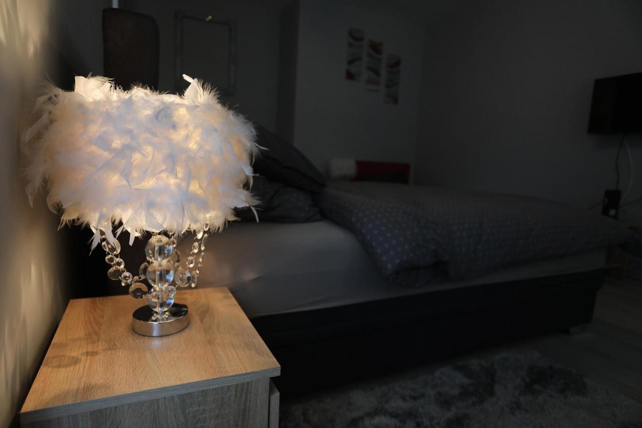 Studio Apartman Ana 奥西耶克 外观 照片