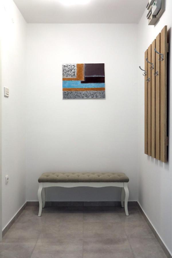 Studio Apartman Ana 奥西耶克 外观 照片